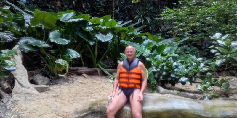 Posing in front of Urwald 😊